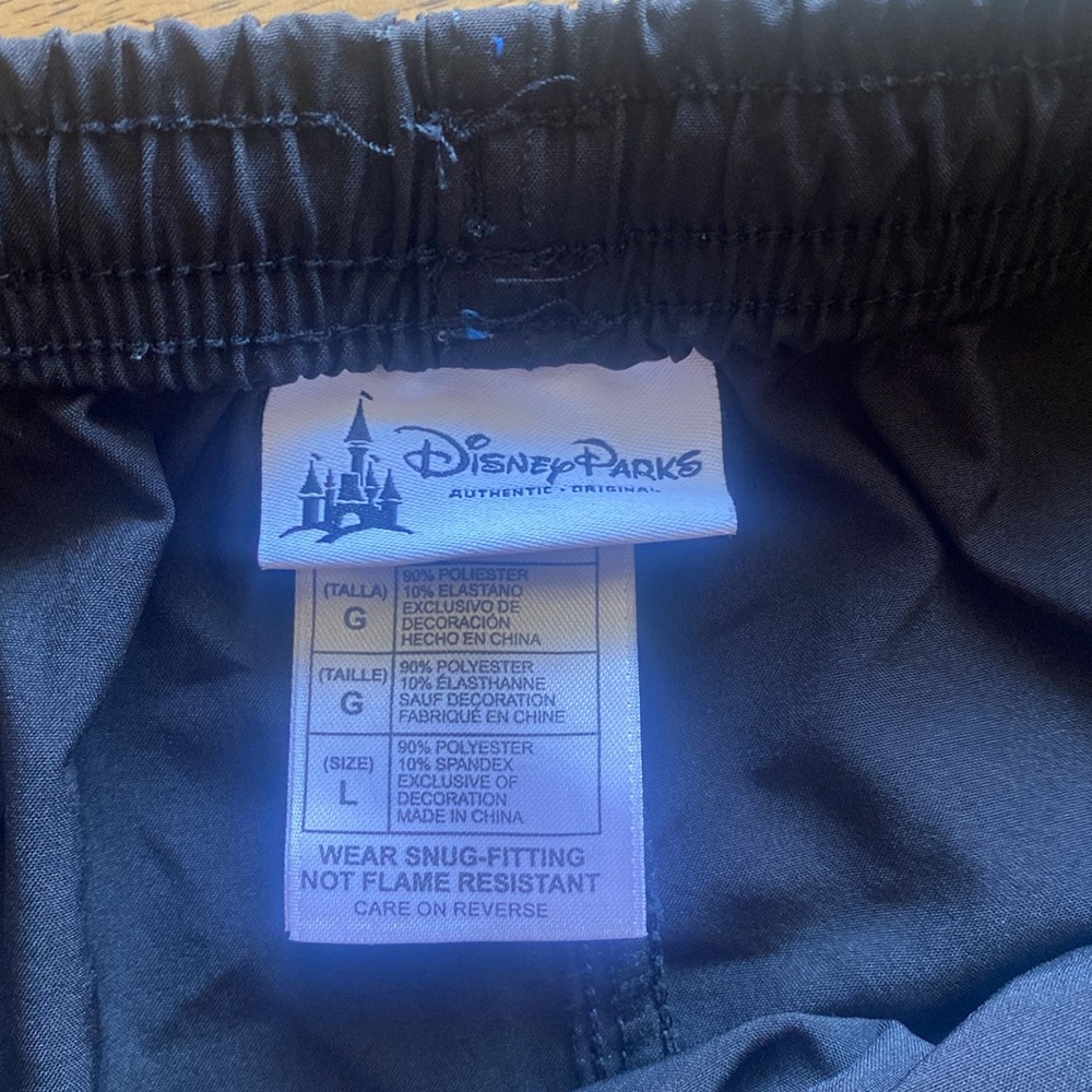 Disney Parks Black Nylon Shorts women’s large. NWOT. - Picture 4 of 4